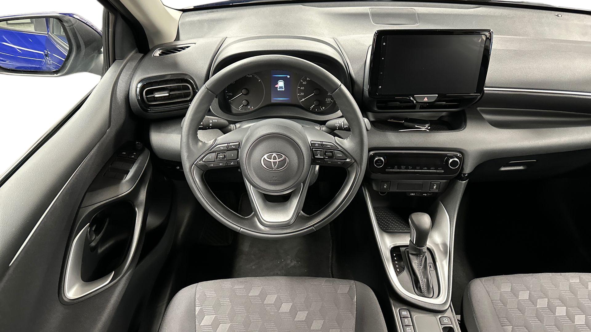 Toyota Yaris 11