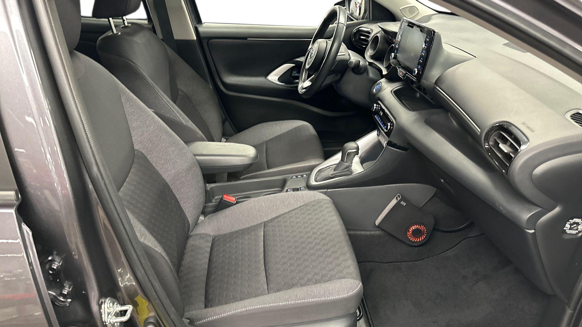 Toyota Yaris 2023
