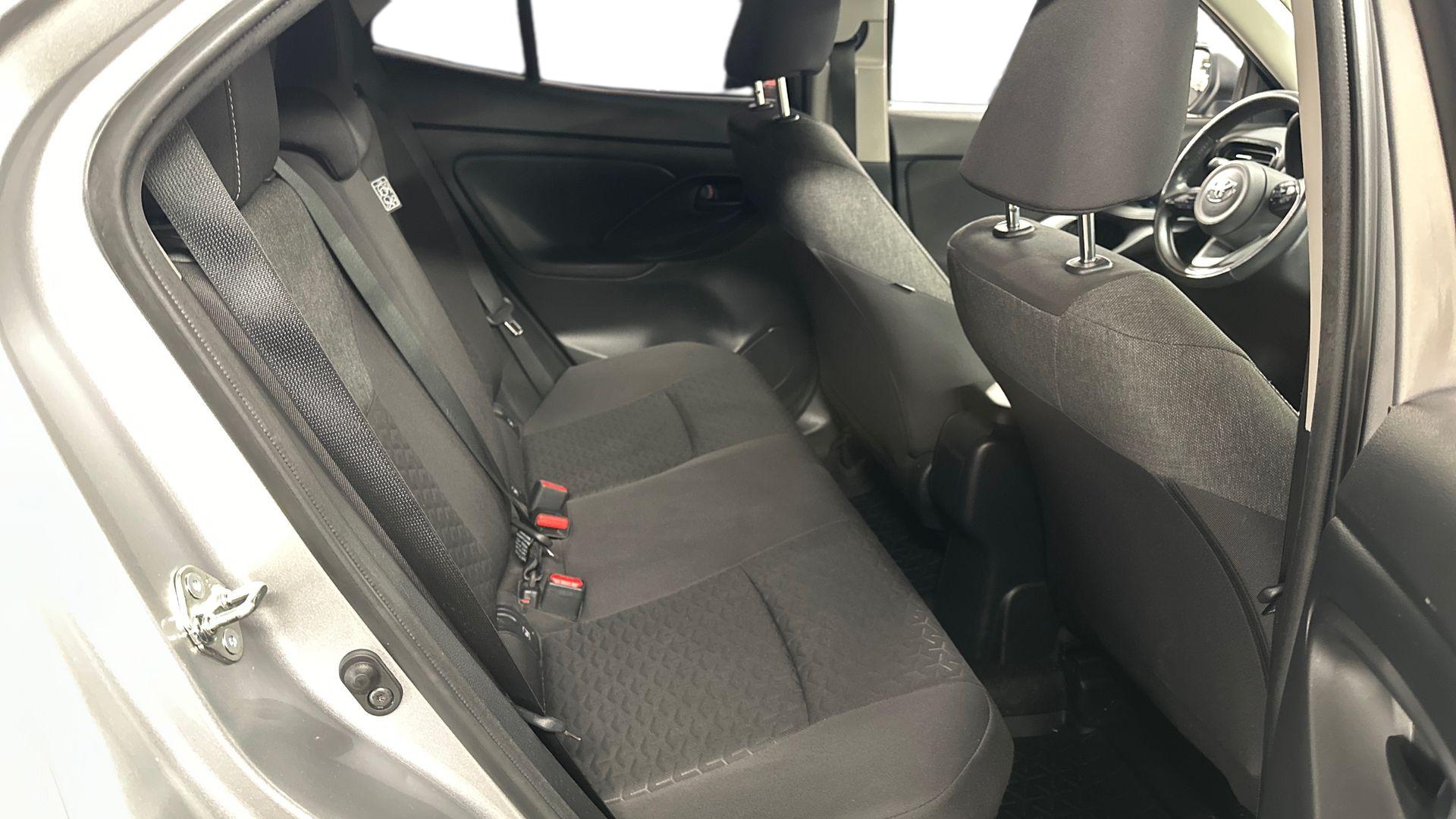 Toyota Yaris Cross 18