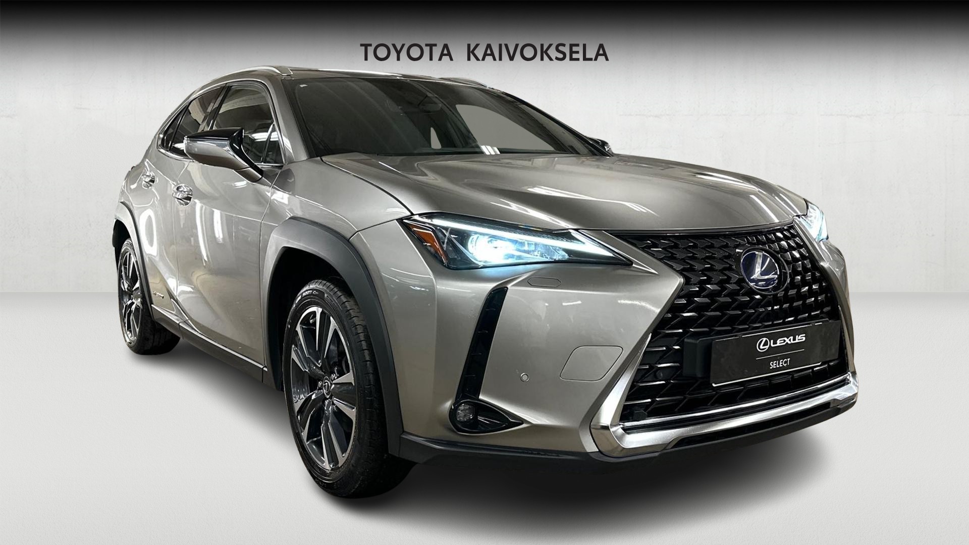 Lexus UX 2021