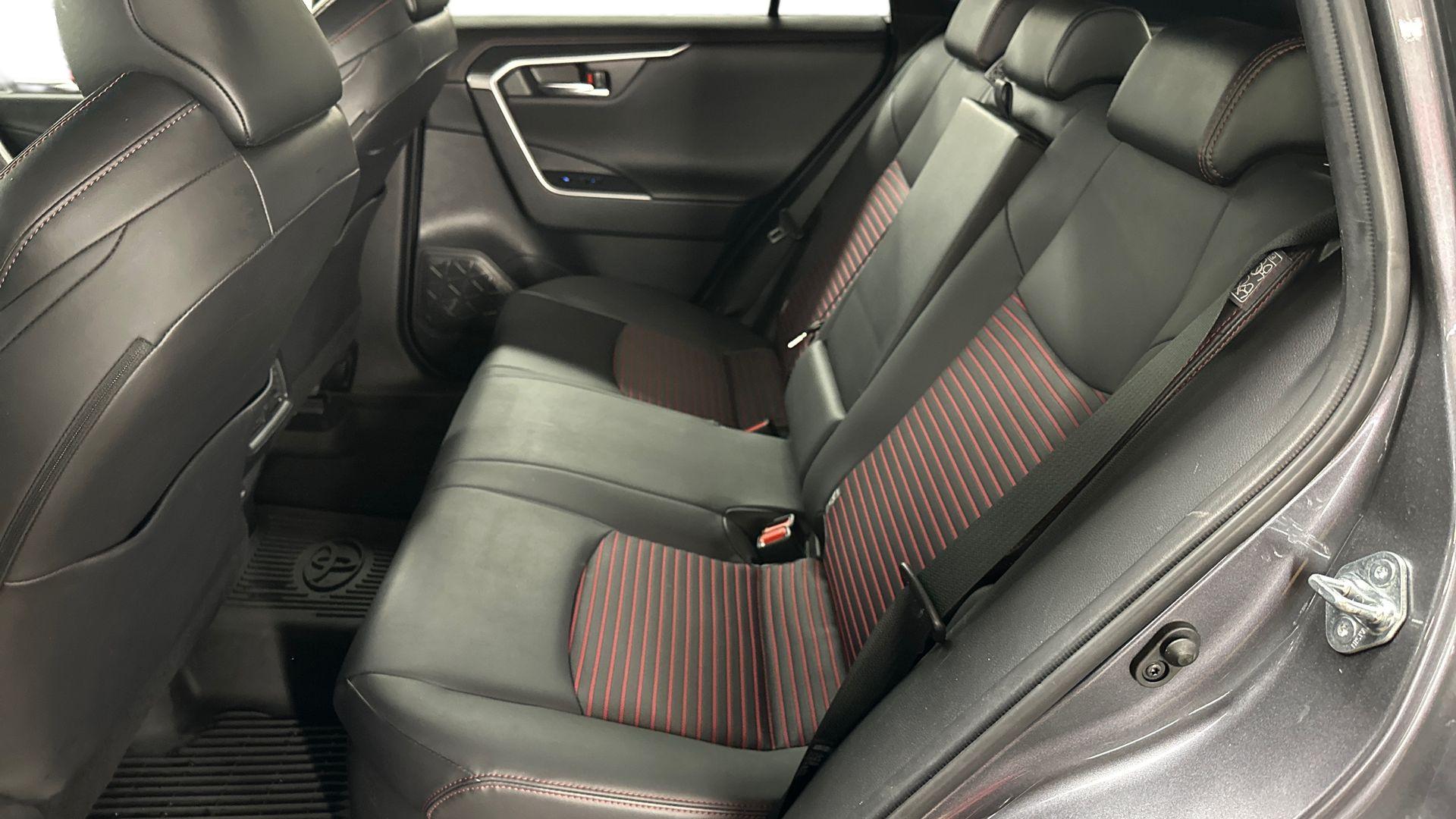 Toyota RAV4 Plug-in 2022