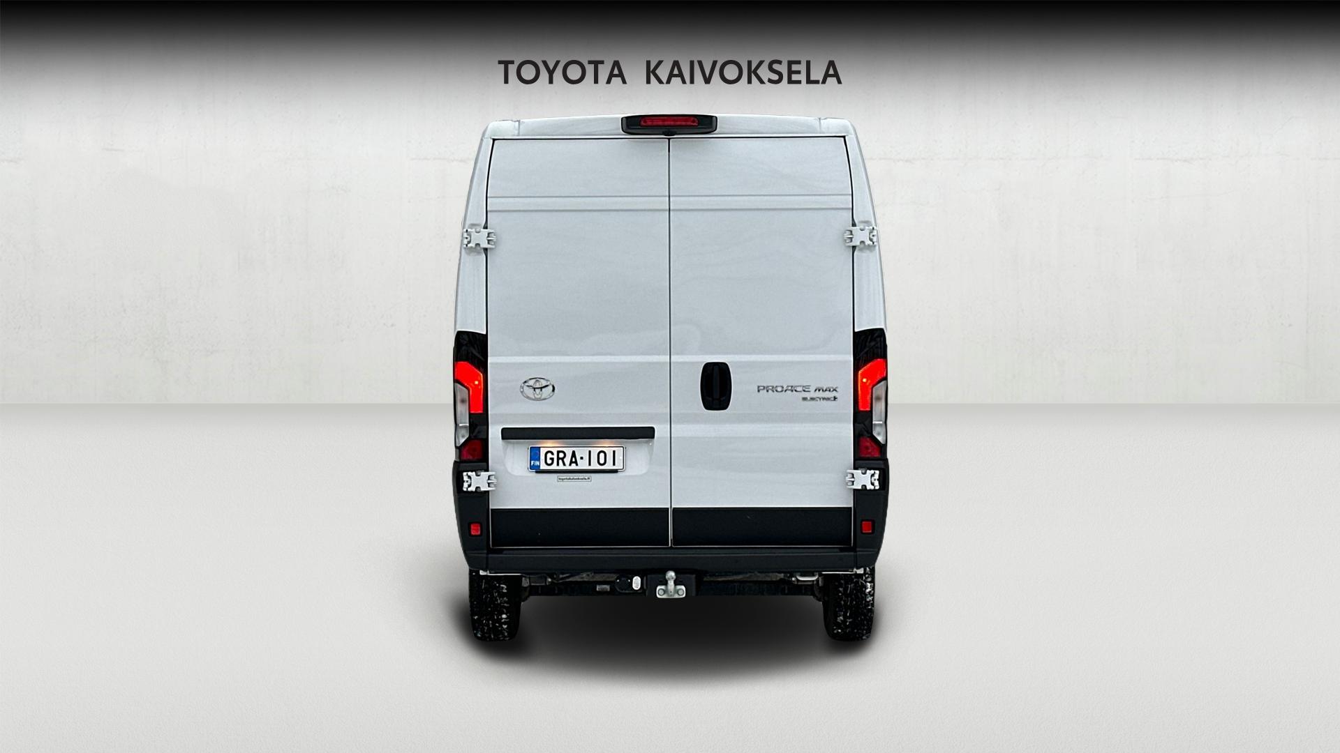 TOYOTA Proace MAX 4