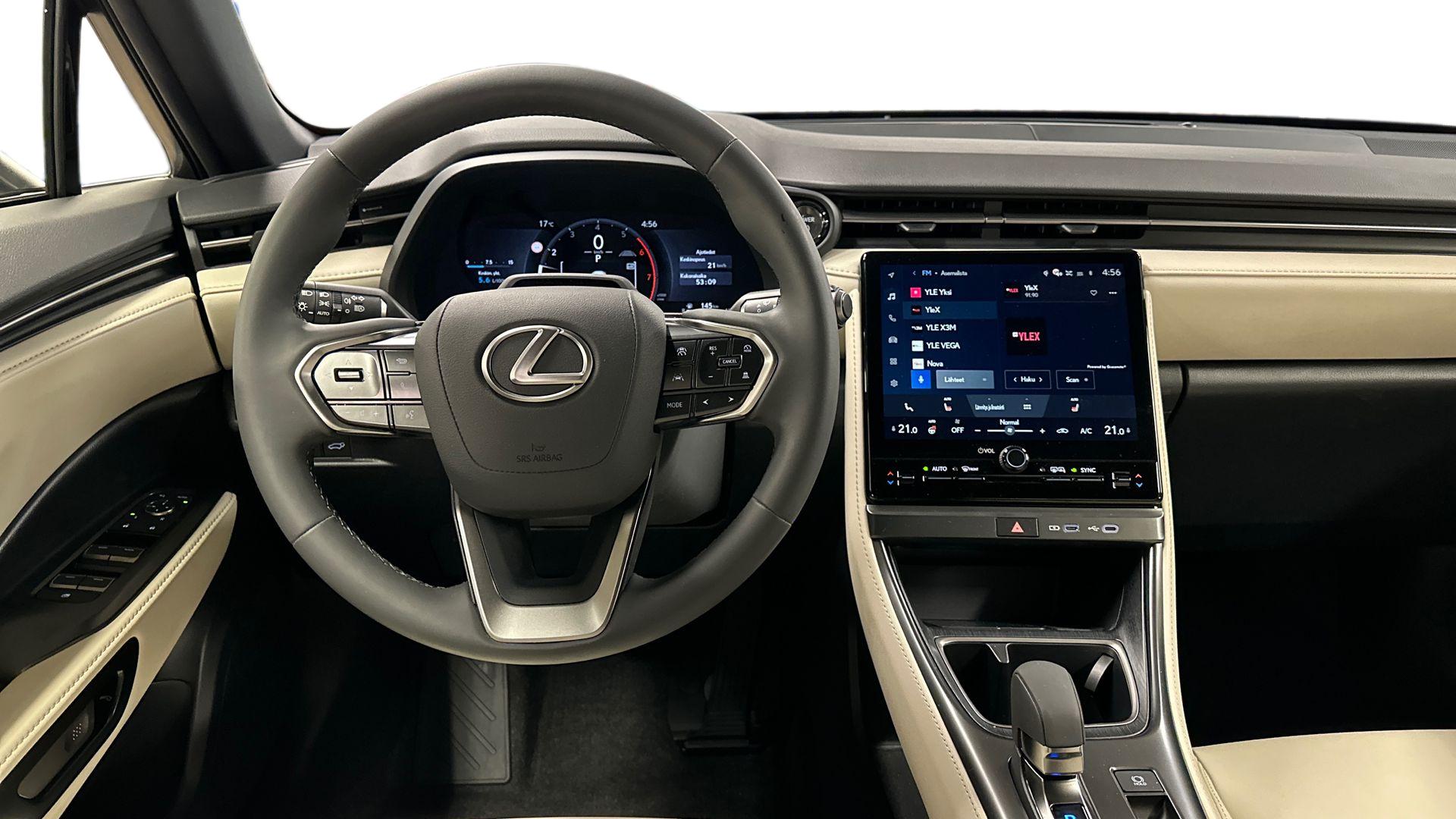 Lexus LBX 2025