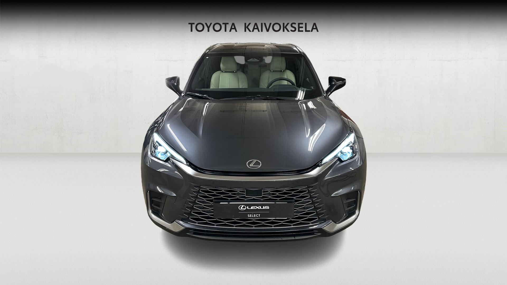 Lexus LBX 2025