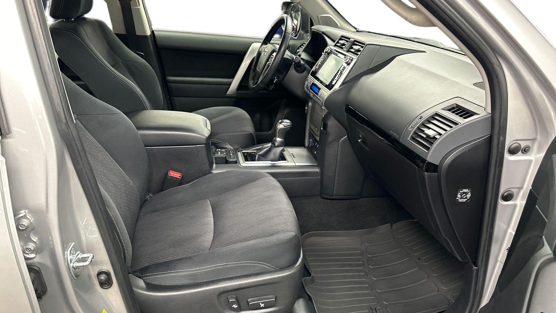 Toyota Land Cruiser 2018