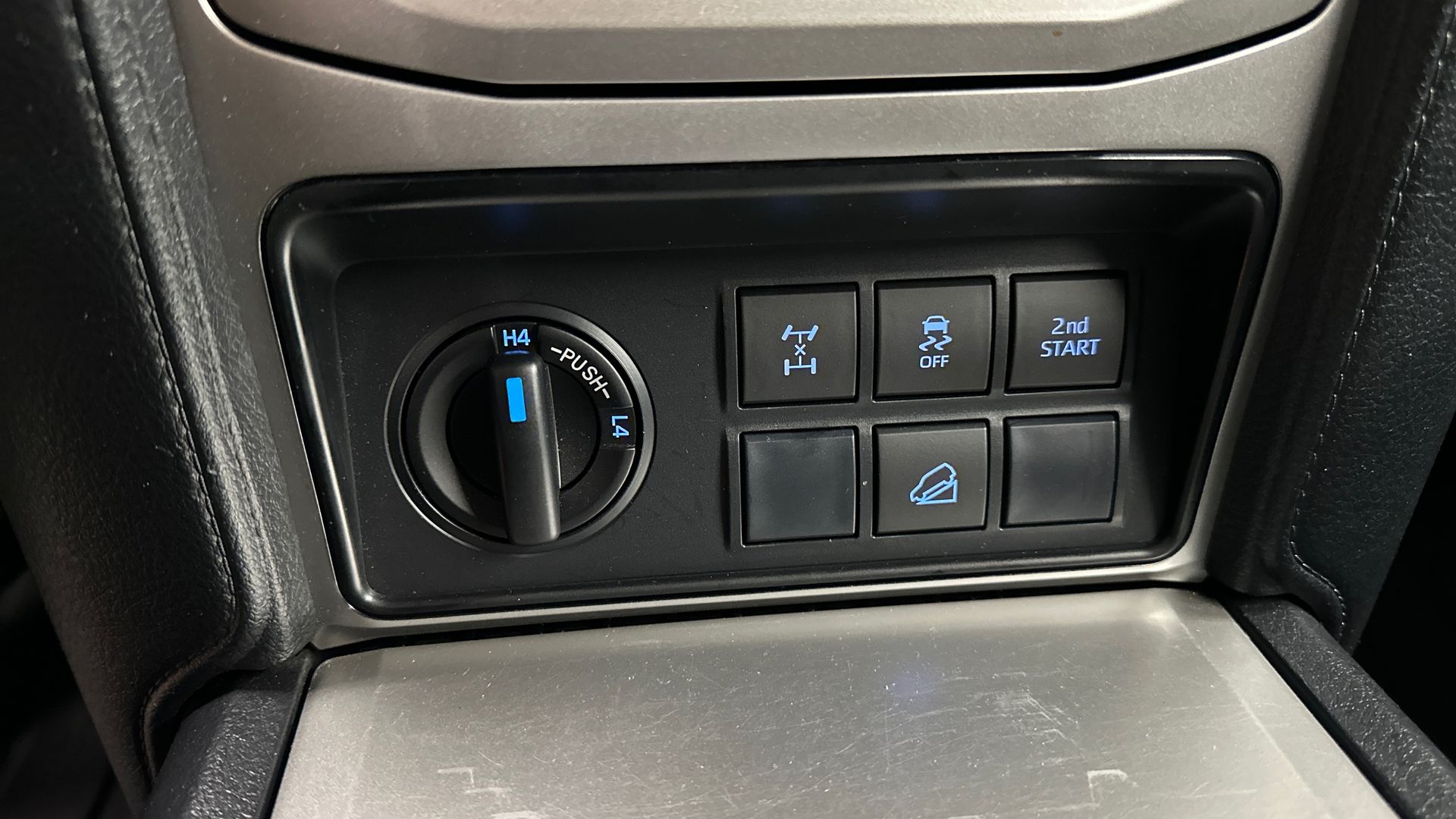 Toyota Land Cruiser 2018