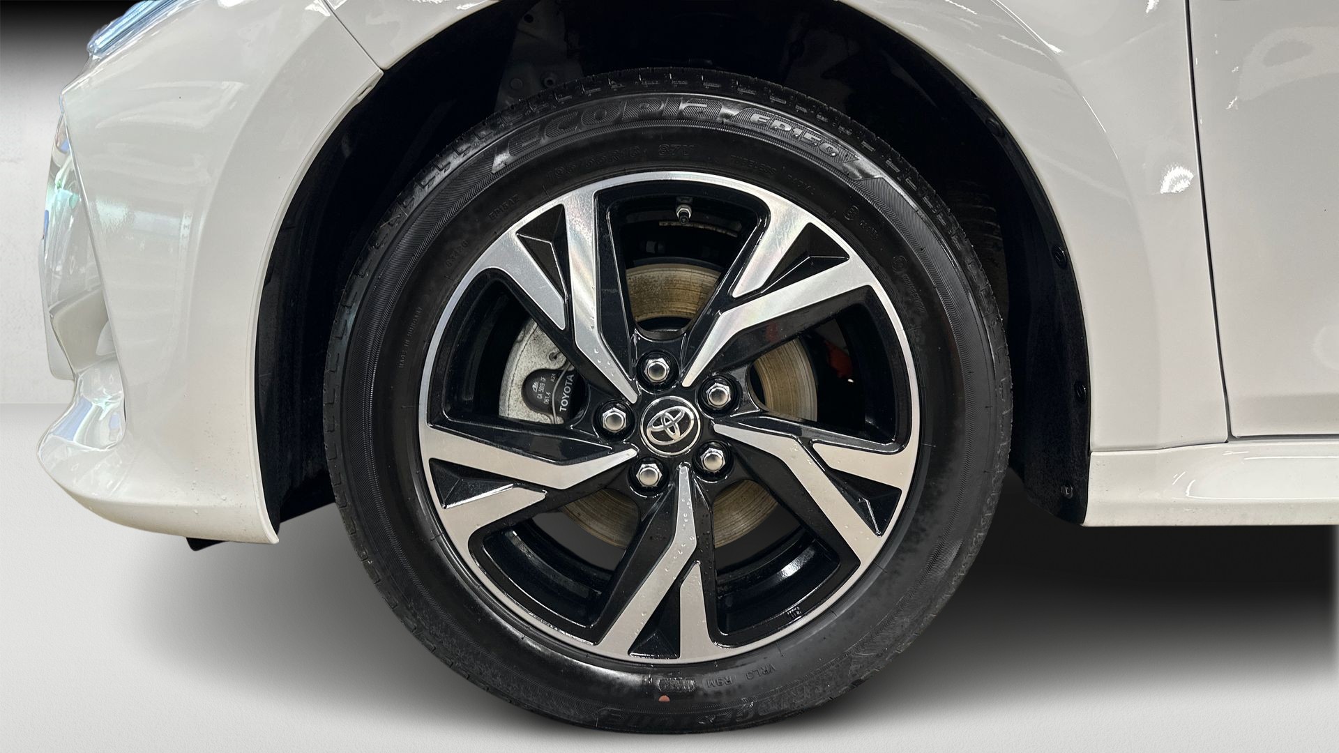 Toyota Yaris 2024