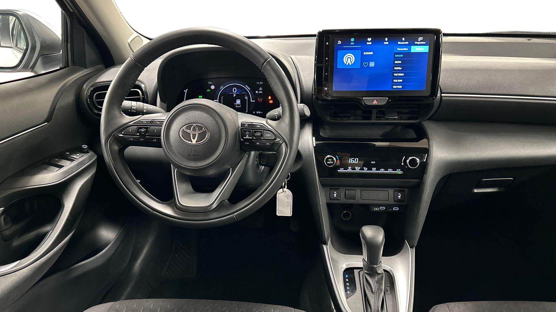 Toyota Yaris Cross 11