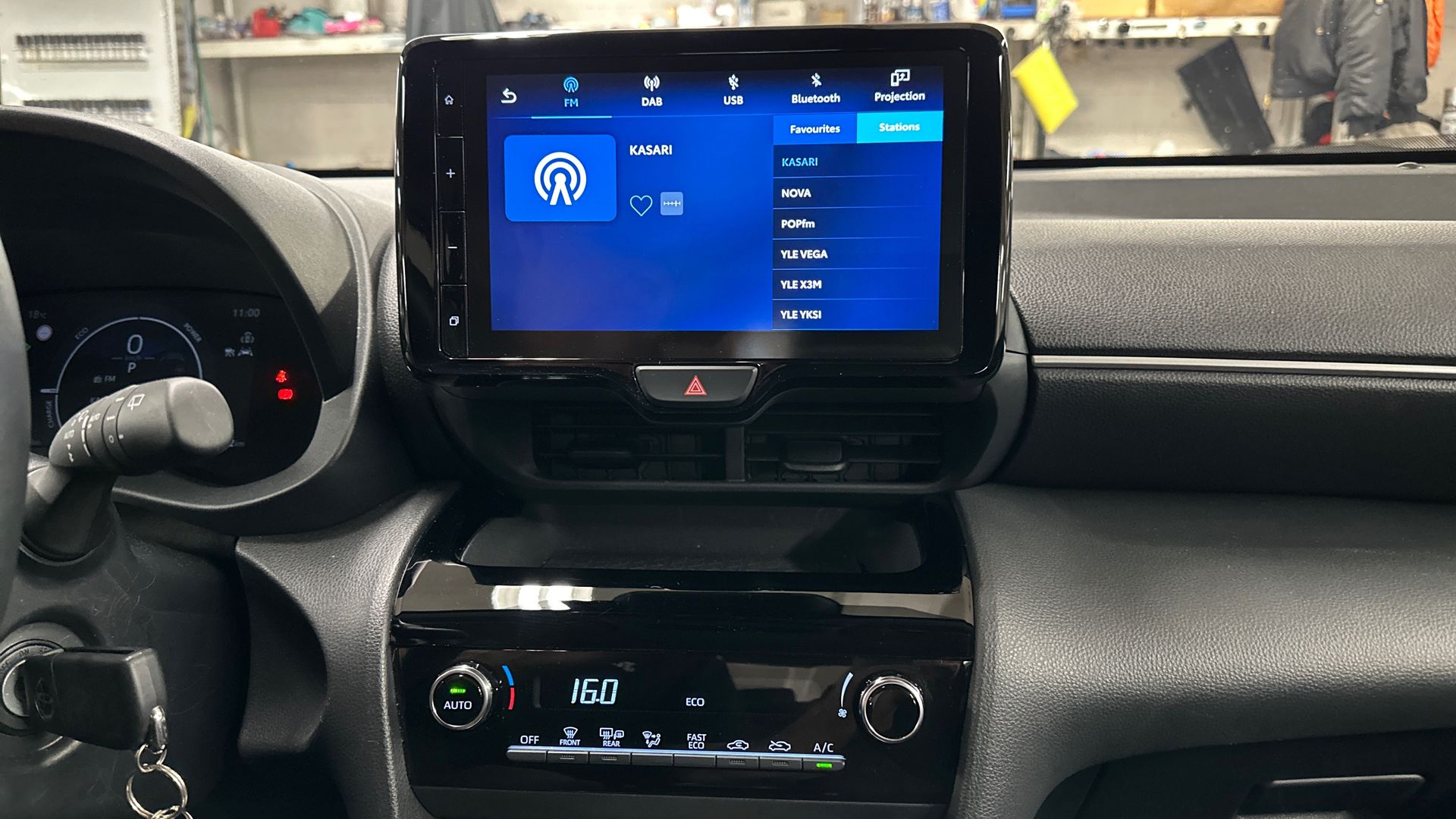 Toyota Yaris Cross 14