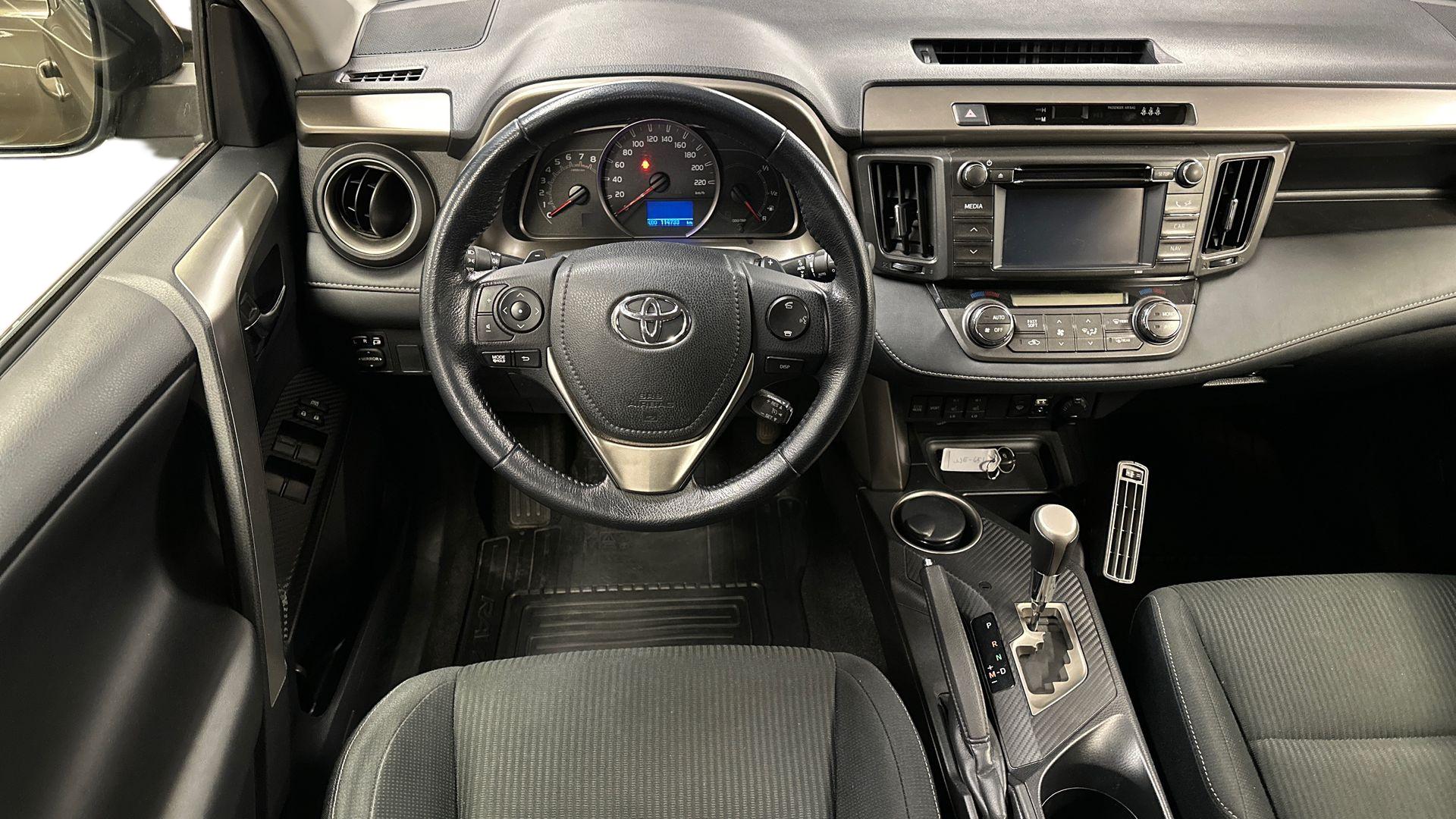 Toyota RAV4 2014