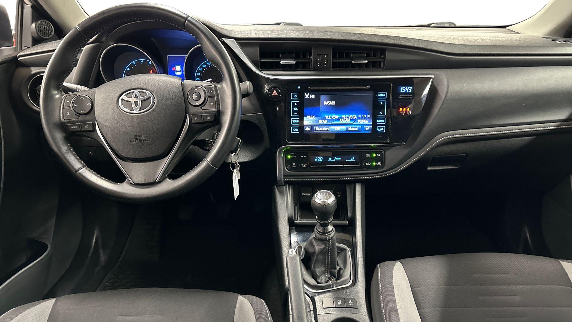 Toyota Auris 2017