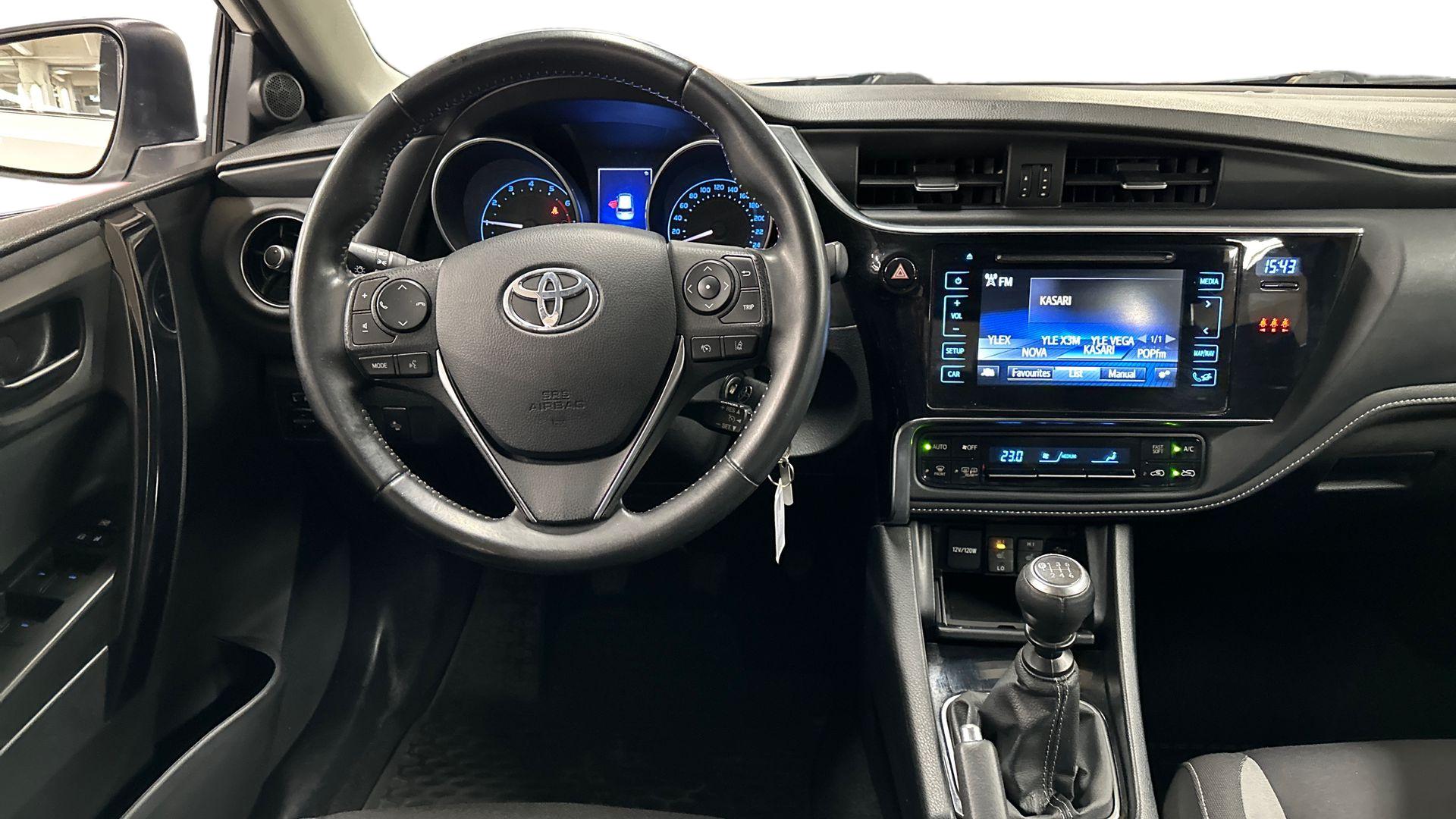 Toyota Auris 2017