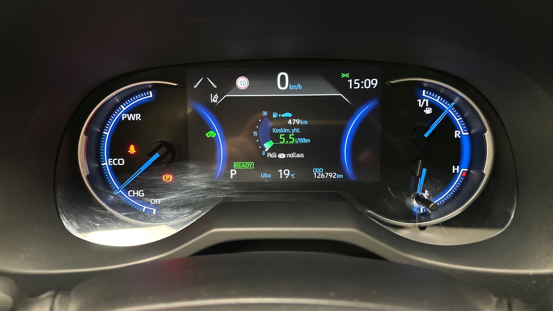 Toyota RAV4 13