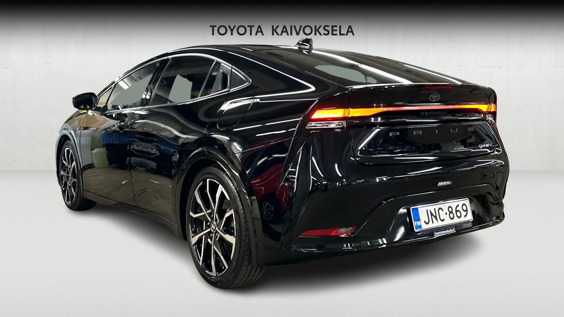 Toyota Prius Plug-in 2023