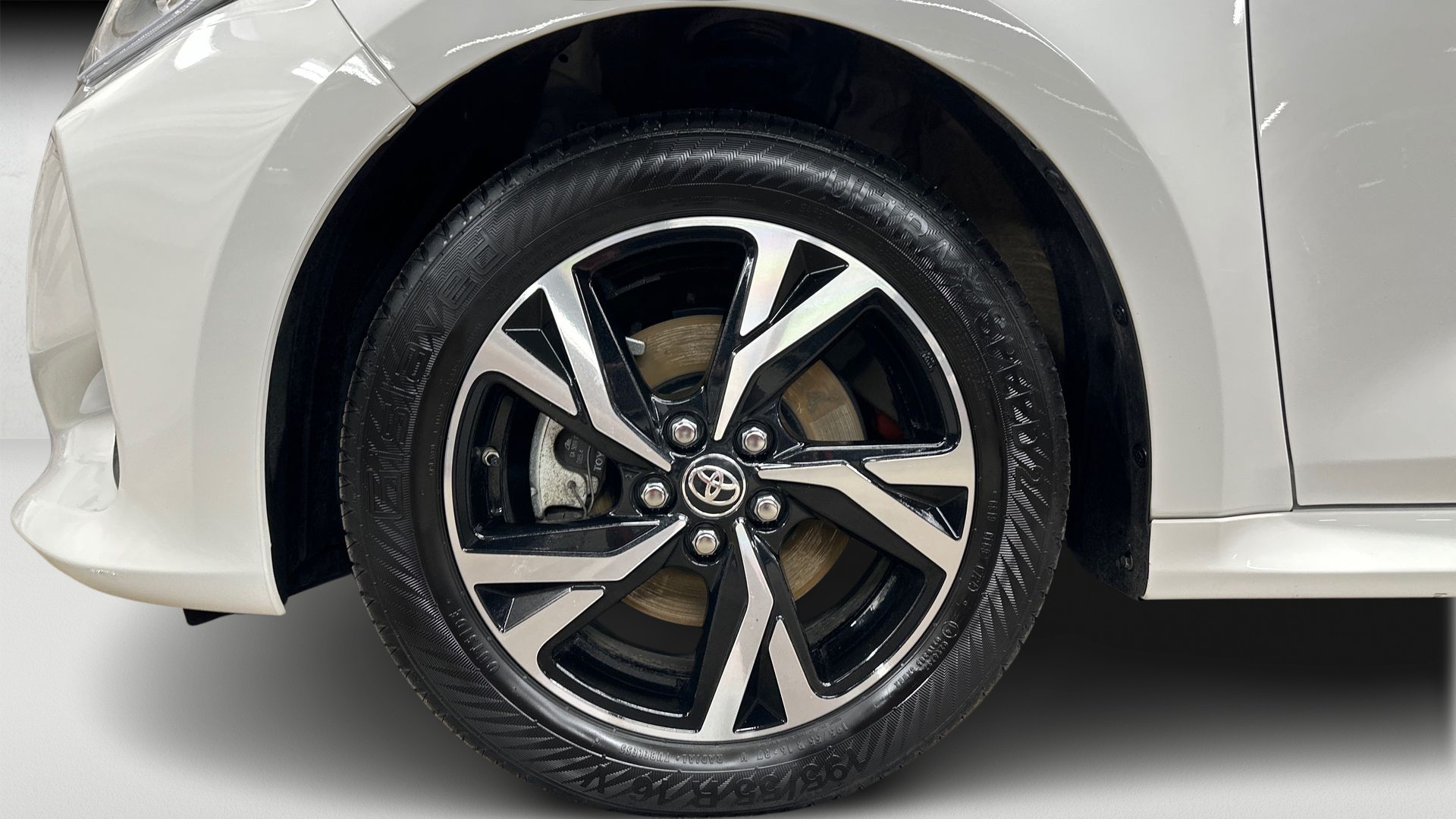 Toyota Yaris 2024