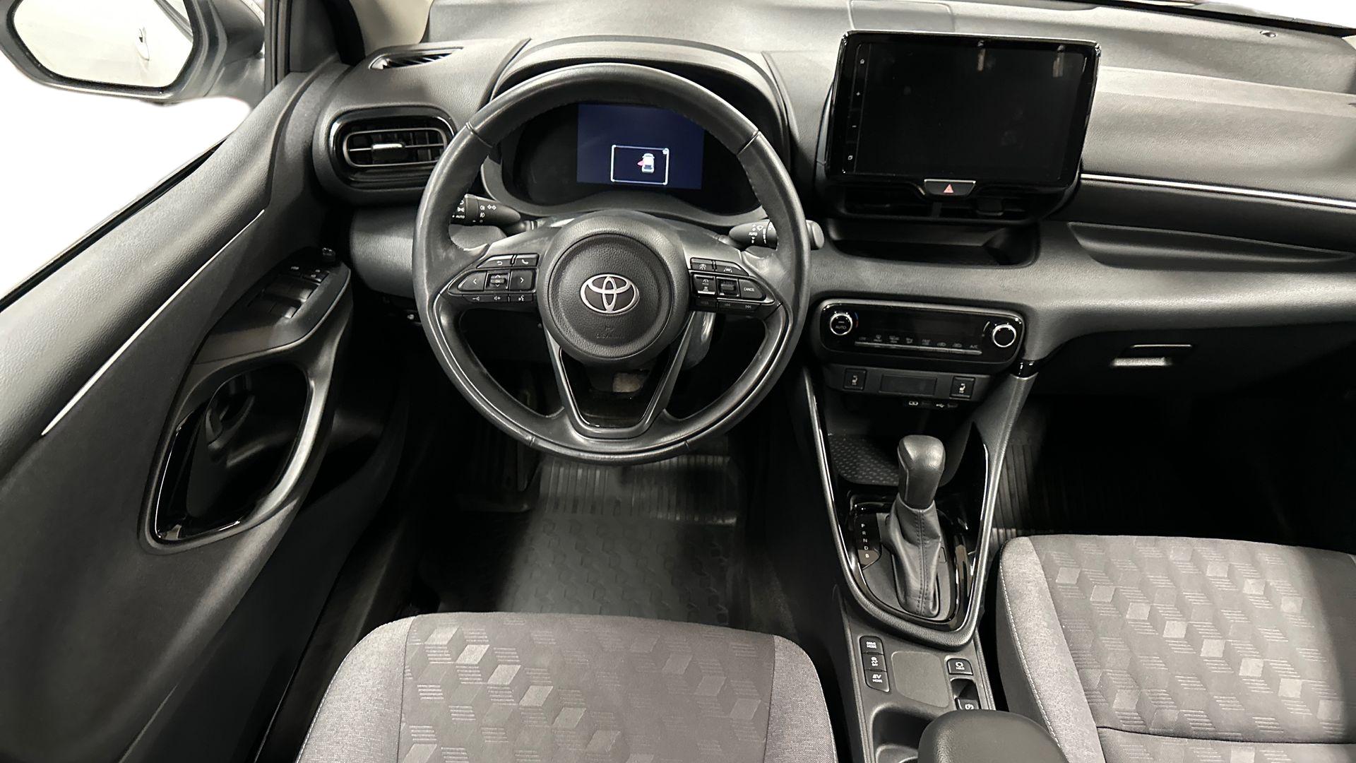 Toyota Yaris 2024