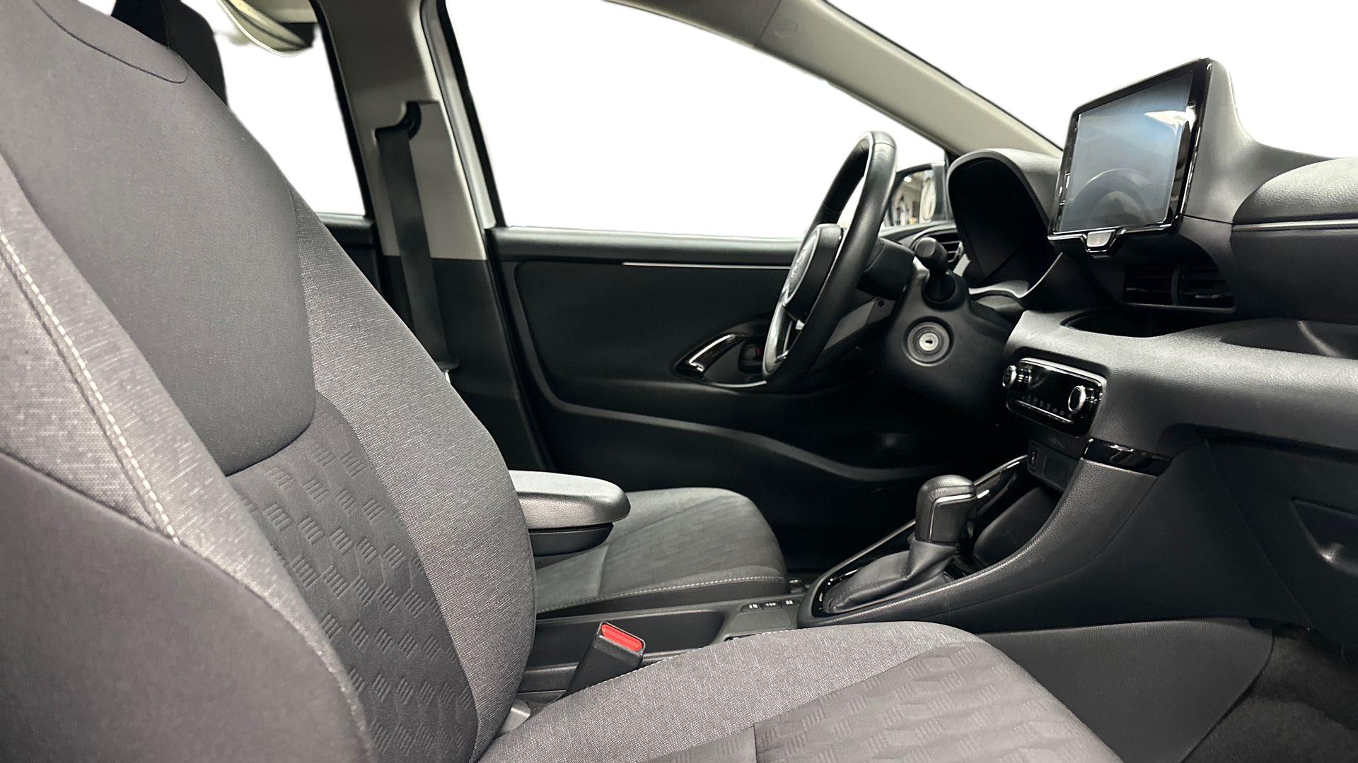 Toyota Yaris 2024