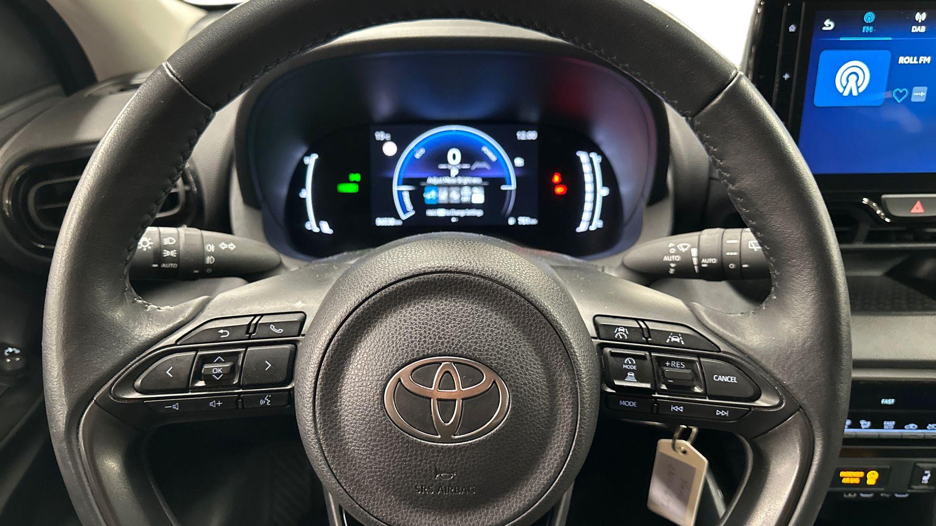 Toyota Yaris 2024