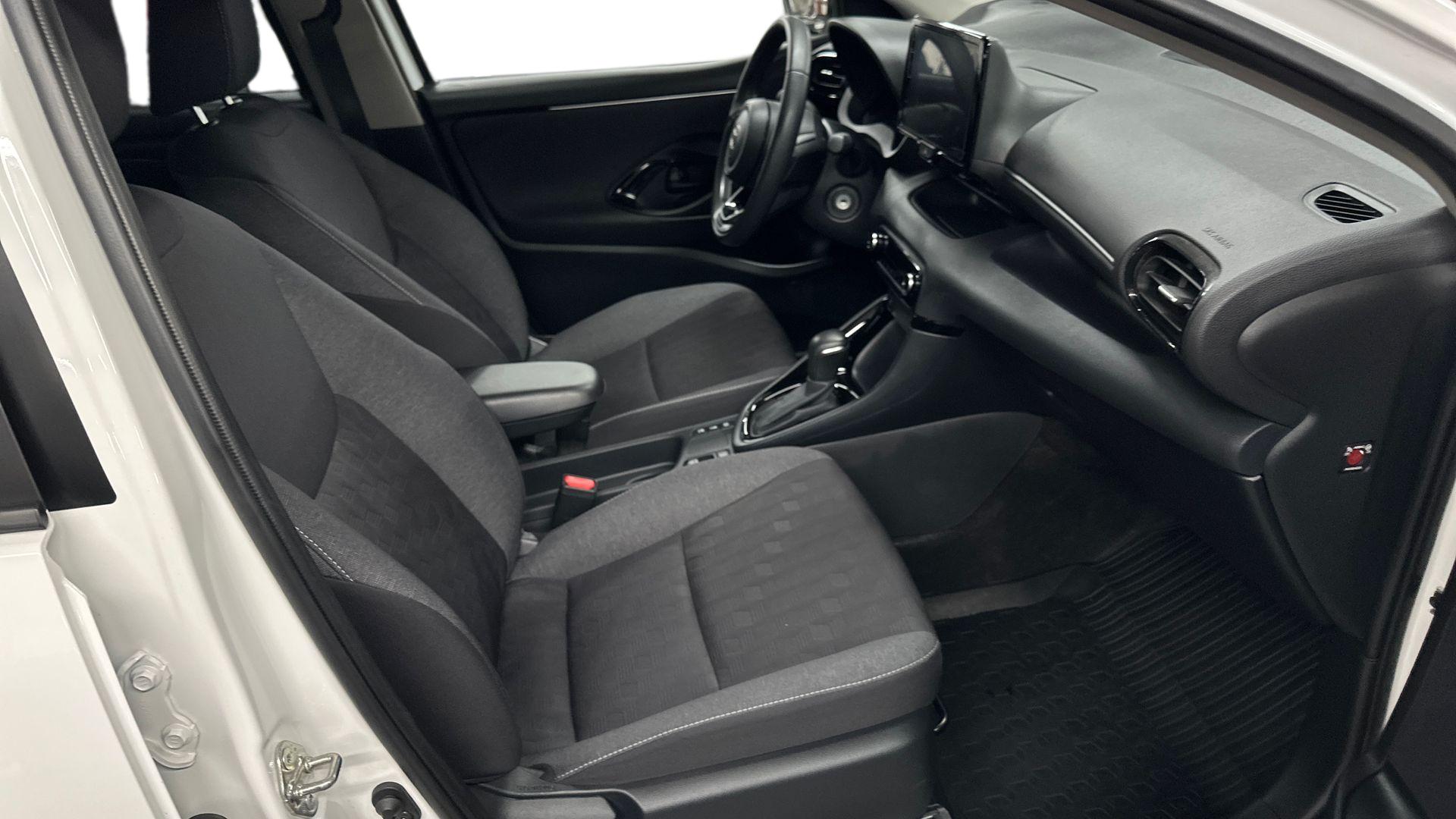 Toyota Yaris 2024