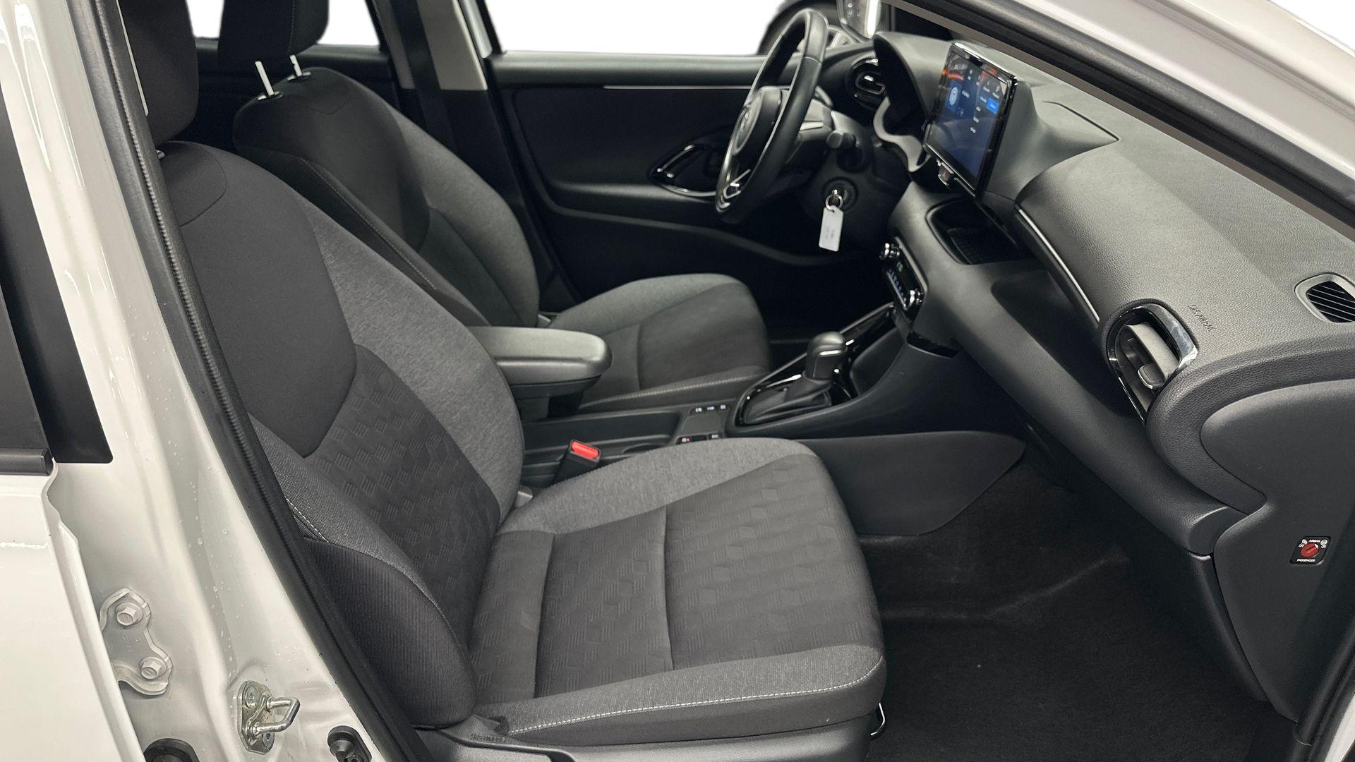 Toyota Yaris 2024