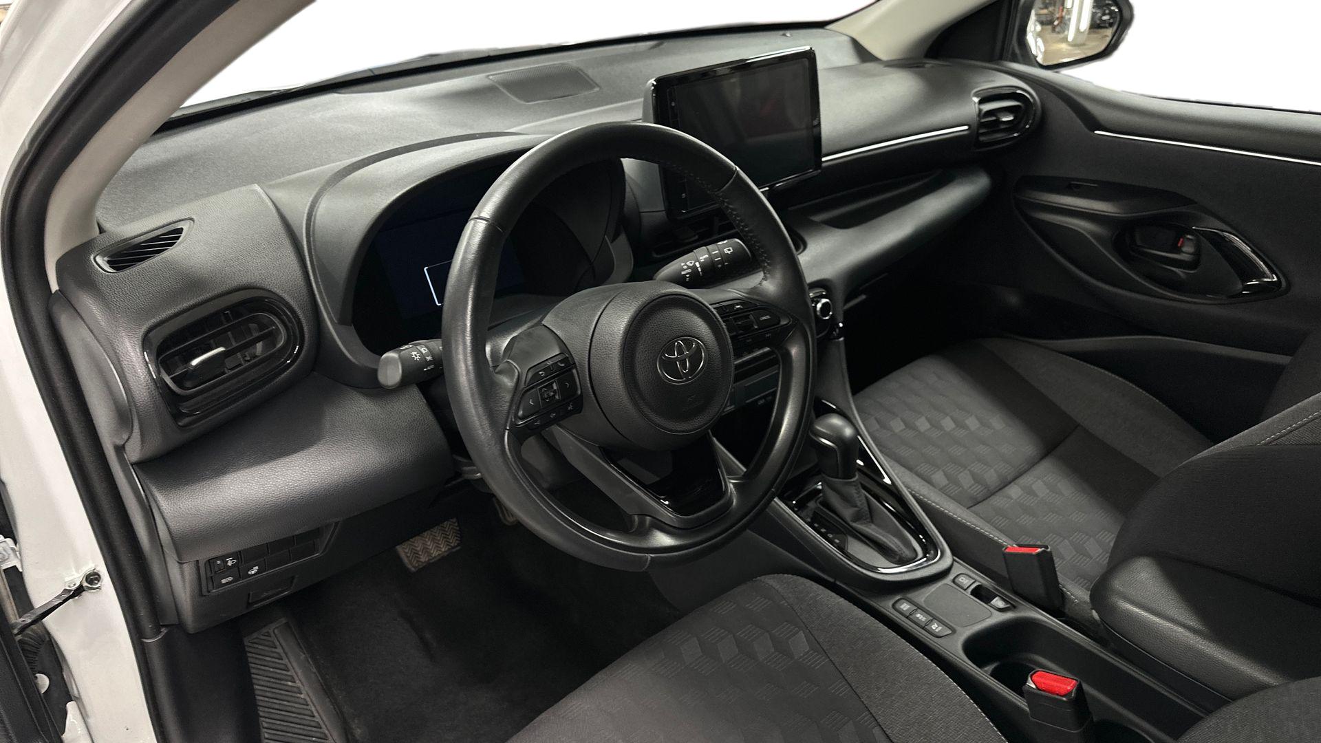 Toyota Yaris 2024