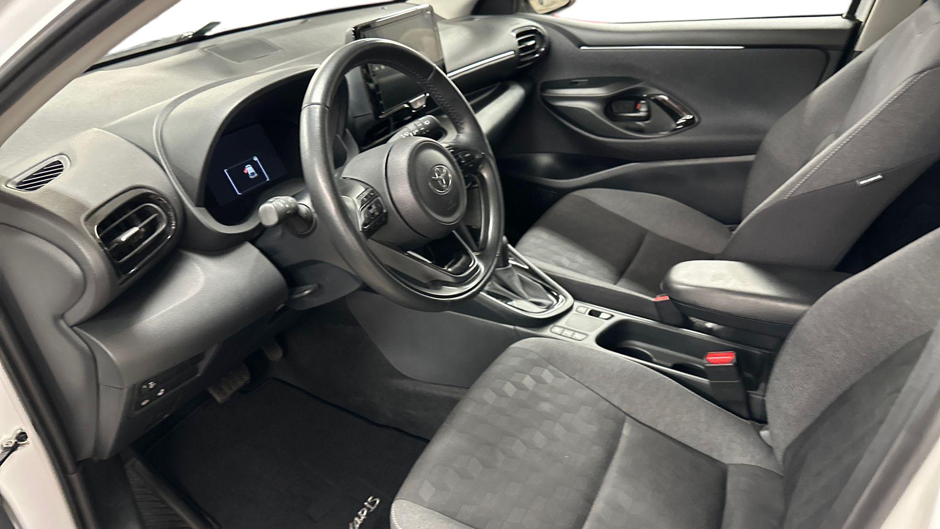 Toyota Yaris 2024