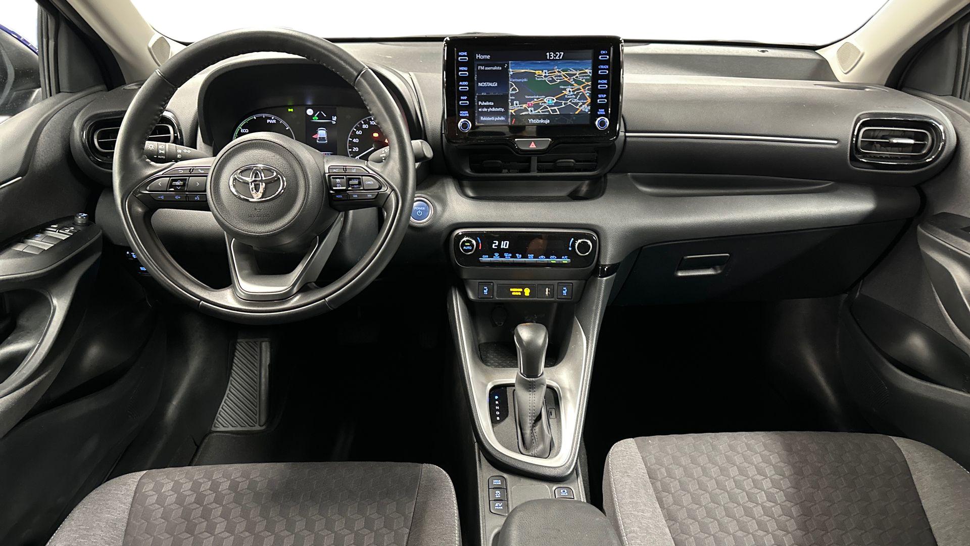 Toyota Yaris 12
