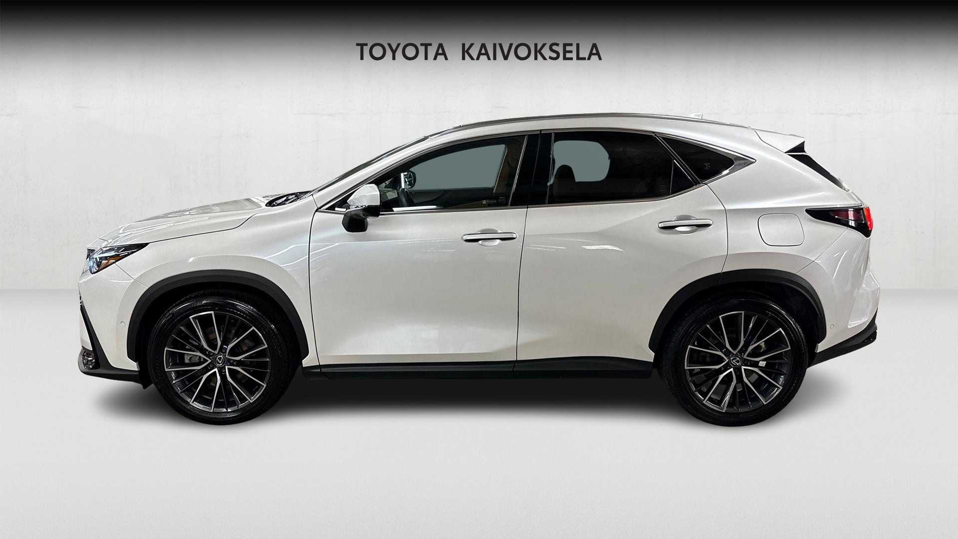Lexus NX 2025