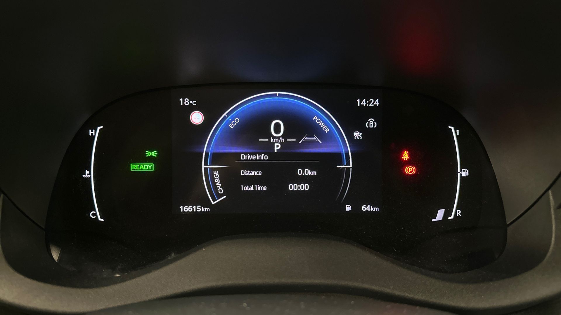 Toyota Yaris Cross 15