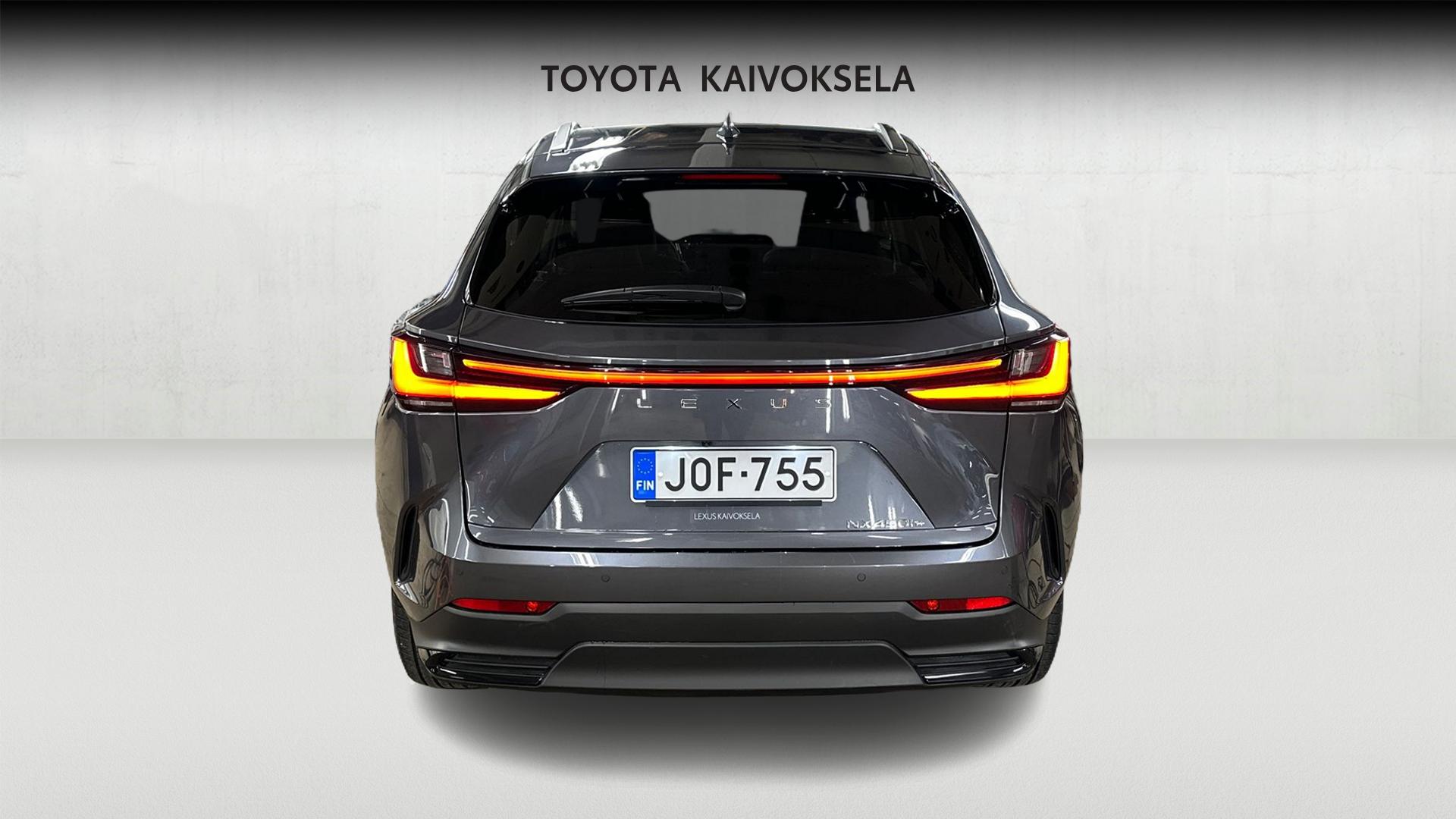 Lexus NX 2025