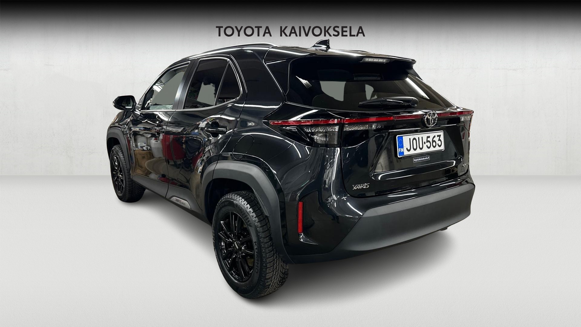TOYOTA Yaris Cross 5