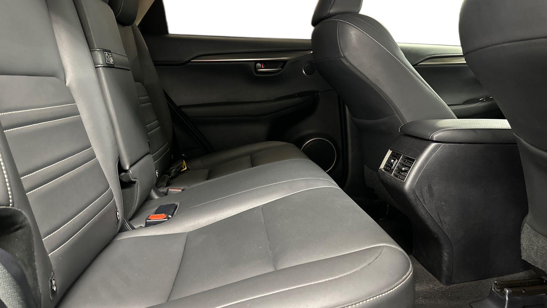 Lexus NX 2020