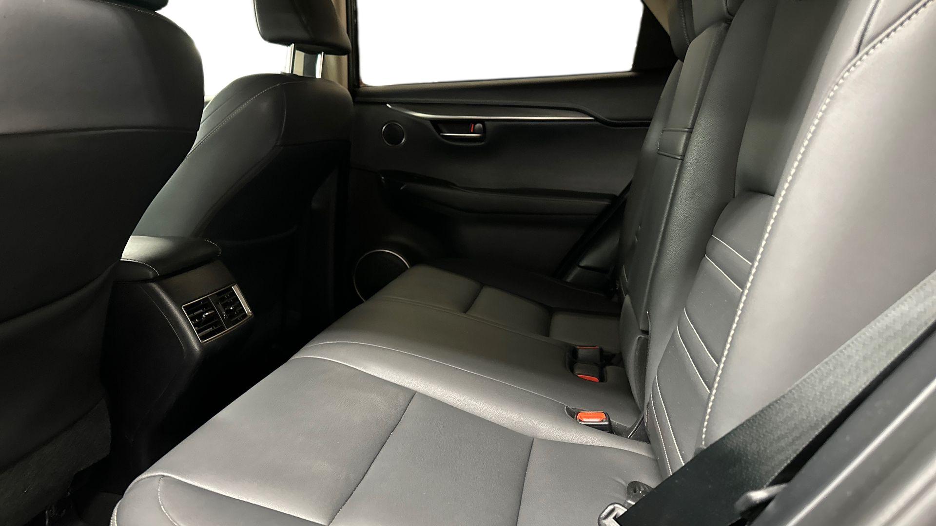 Lexus NX 2020