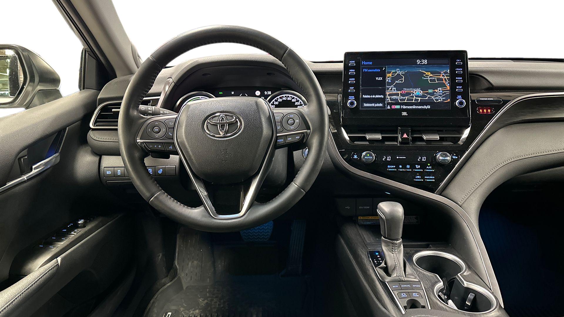 Toyota Camry 2022