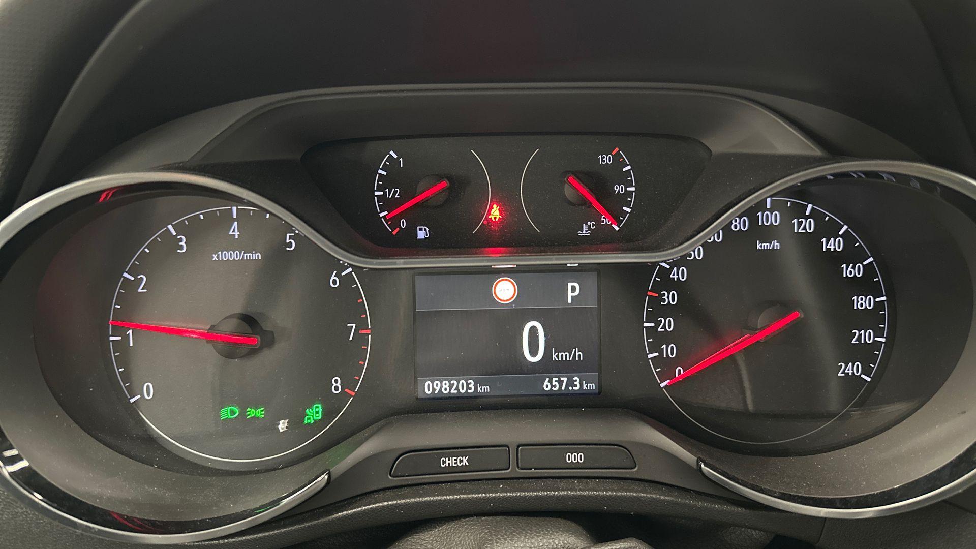 Opel Crossland X 2019