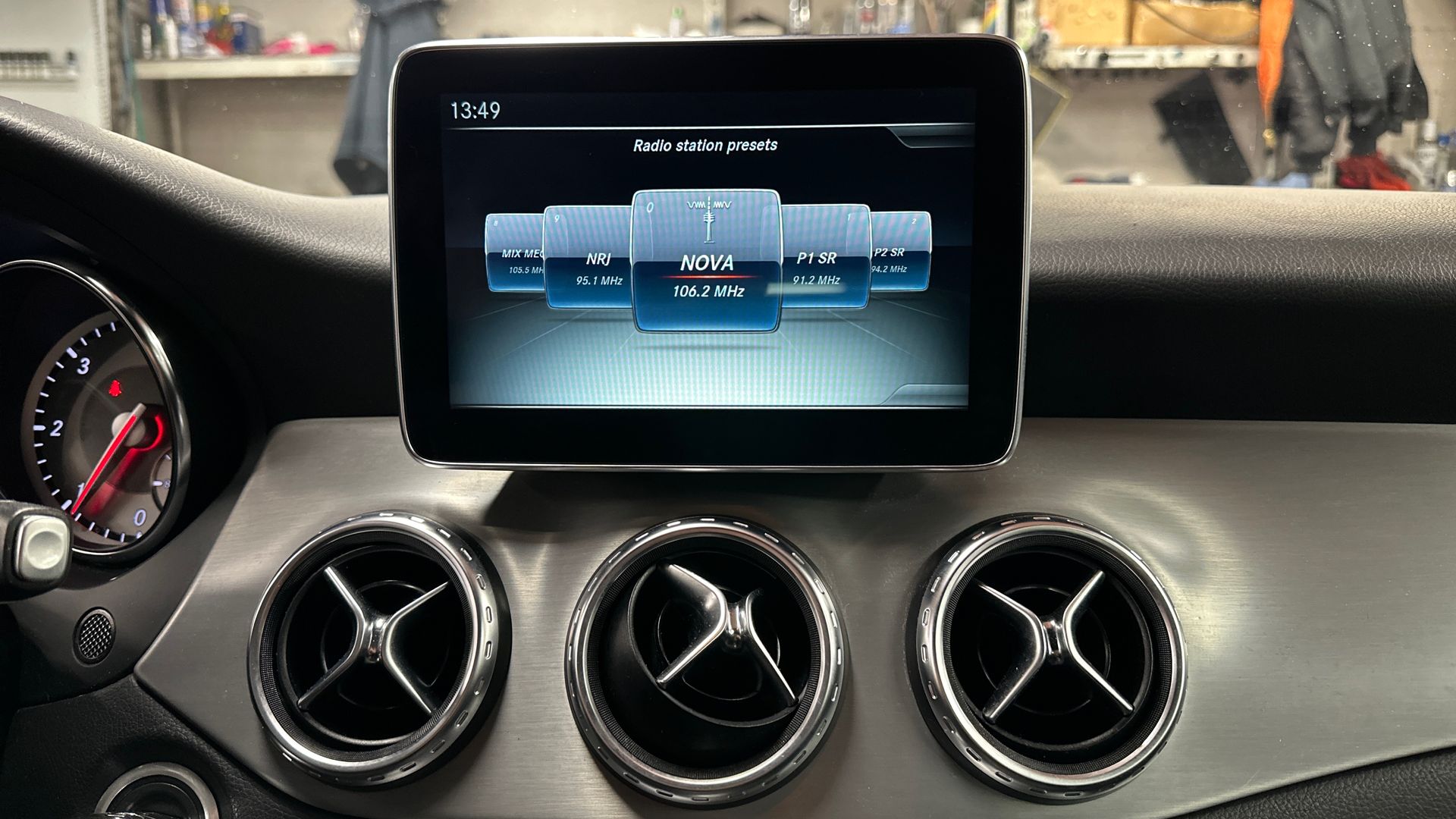 MERCEDES-BENZ GLA 2016