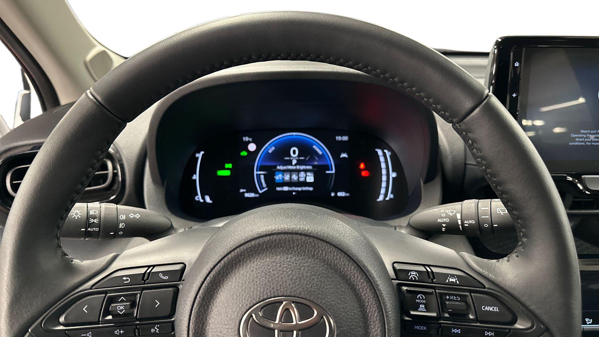 Toyota Yaris Cross 2025