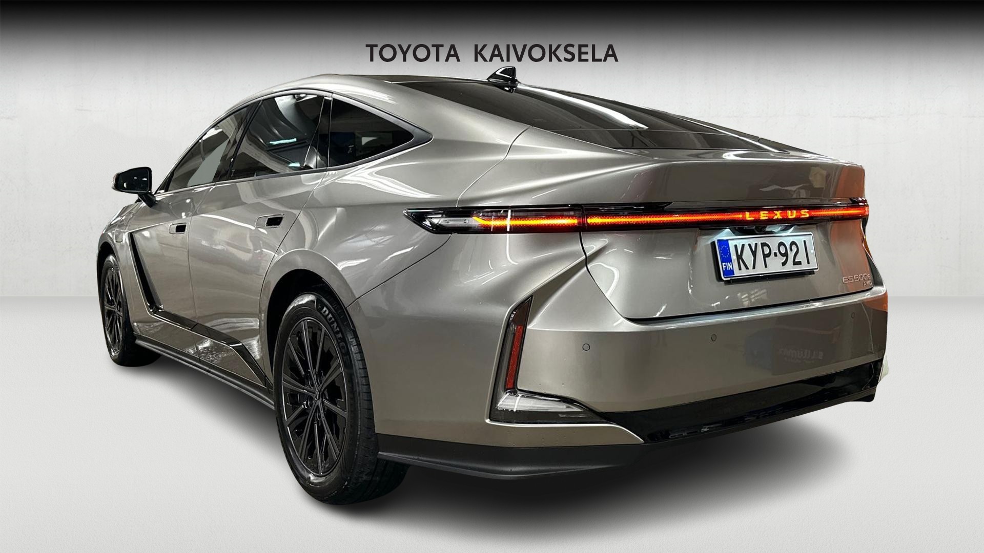 Lexus ES 2026