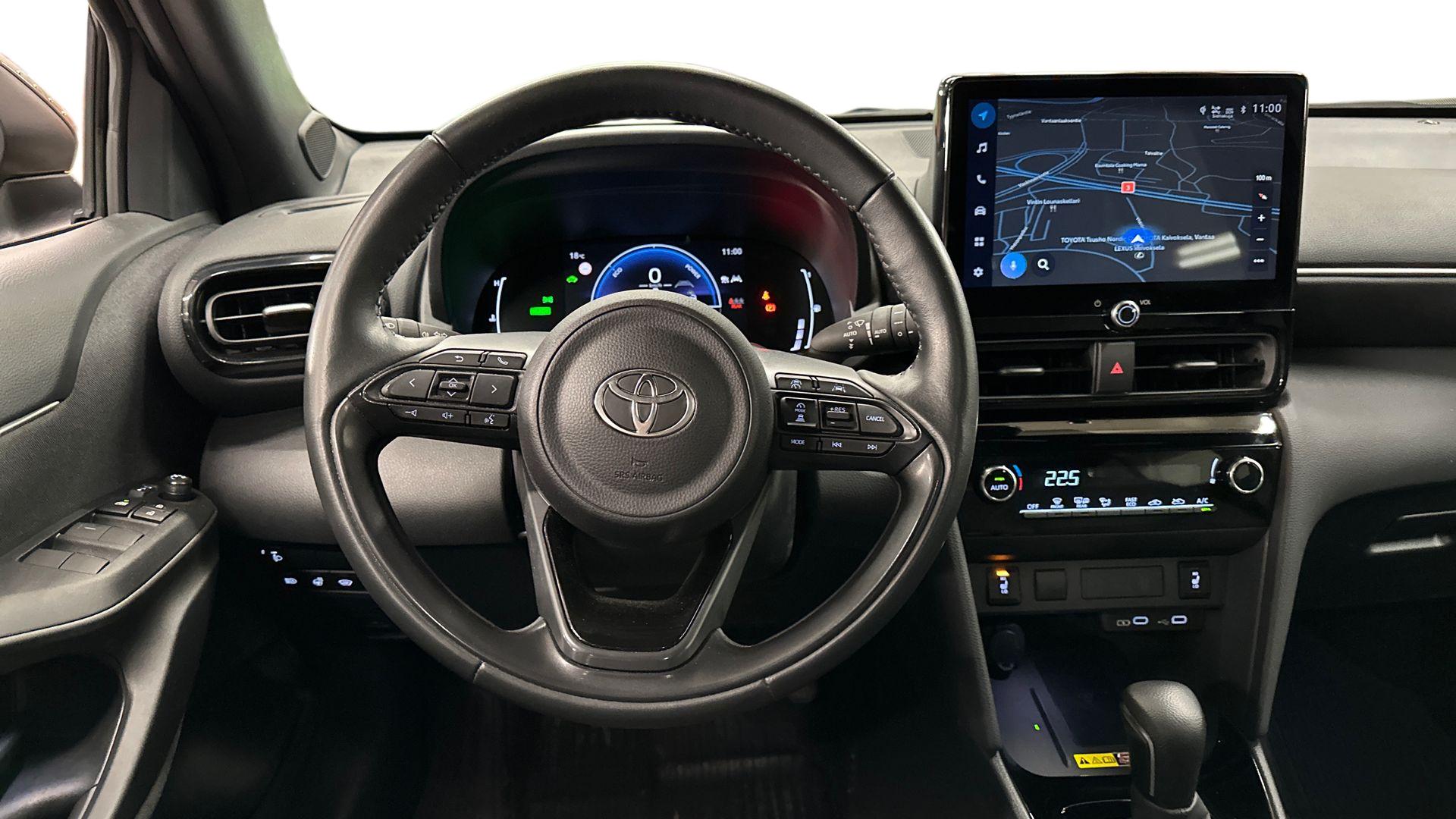 TOYOTA Yaris Cross 2024