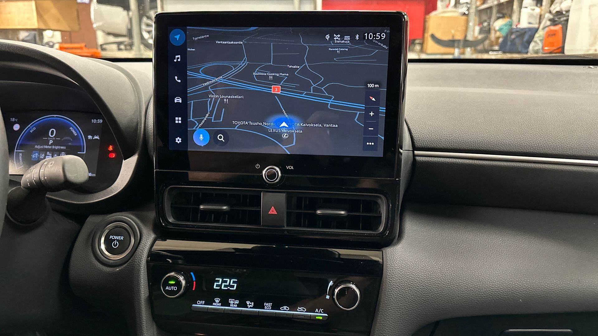 TOYOTA Yaris Cross 2024