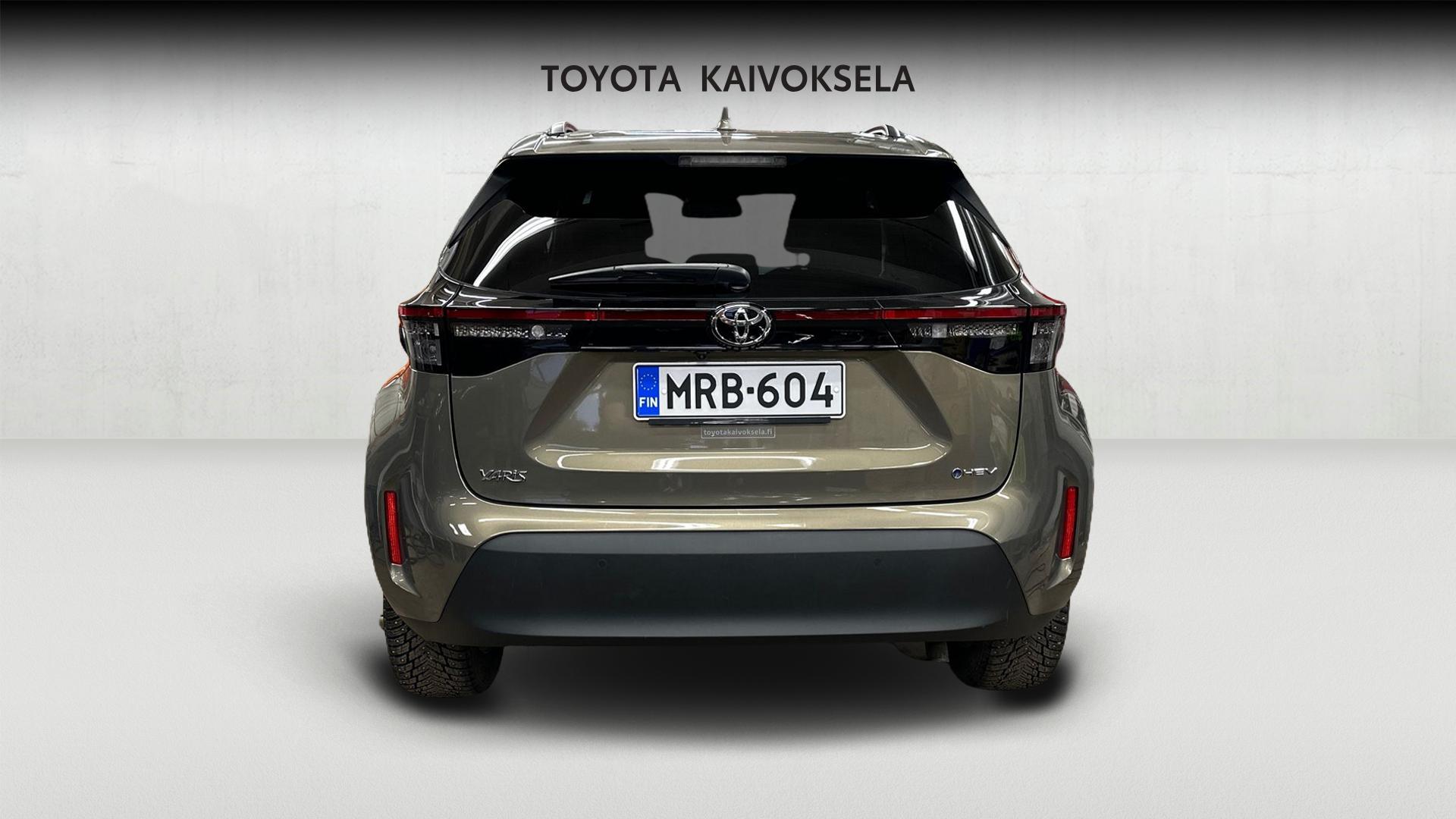 TOYOTA Yaris Cross 2024