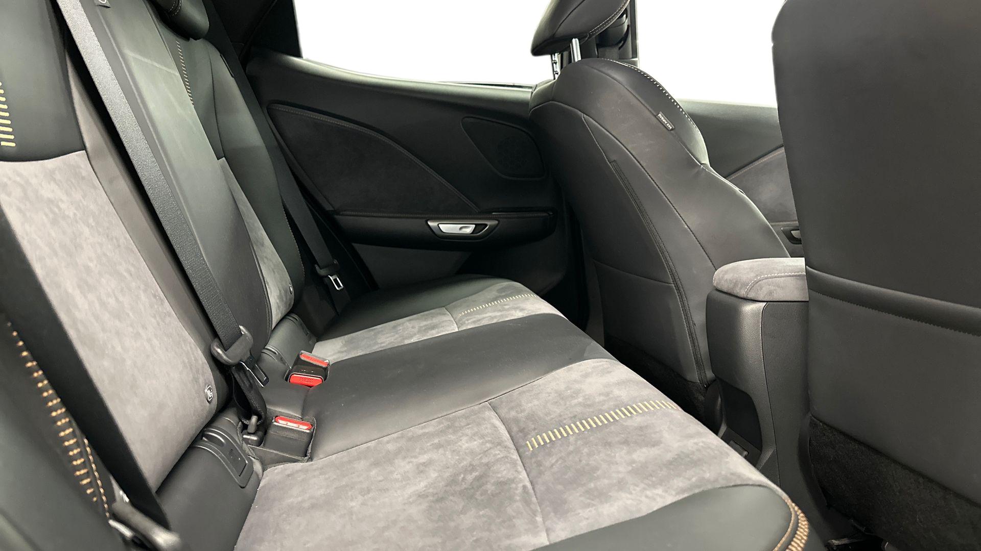 Lexus LBX 2025