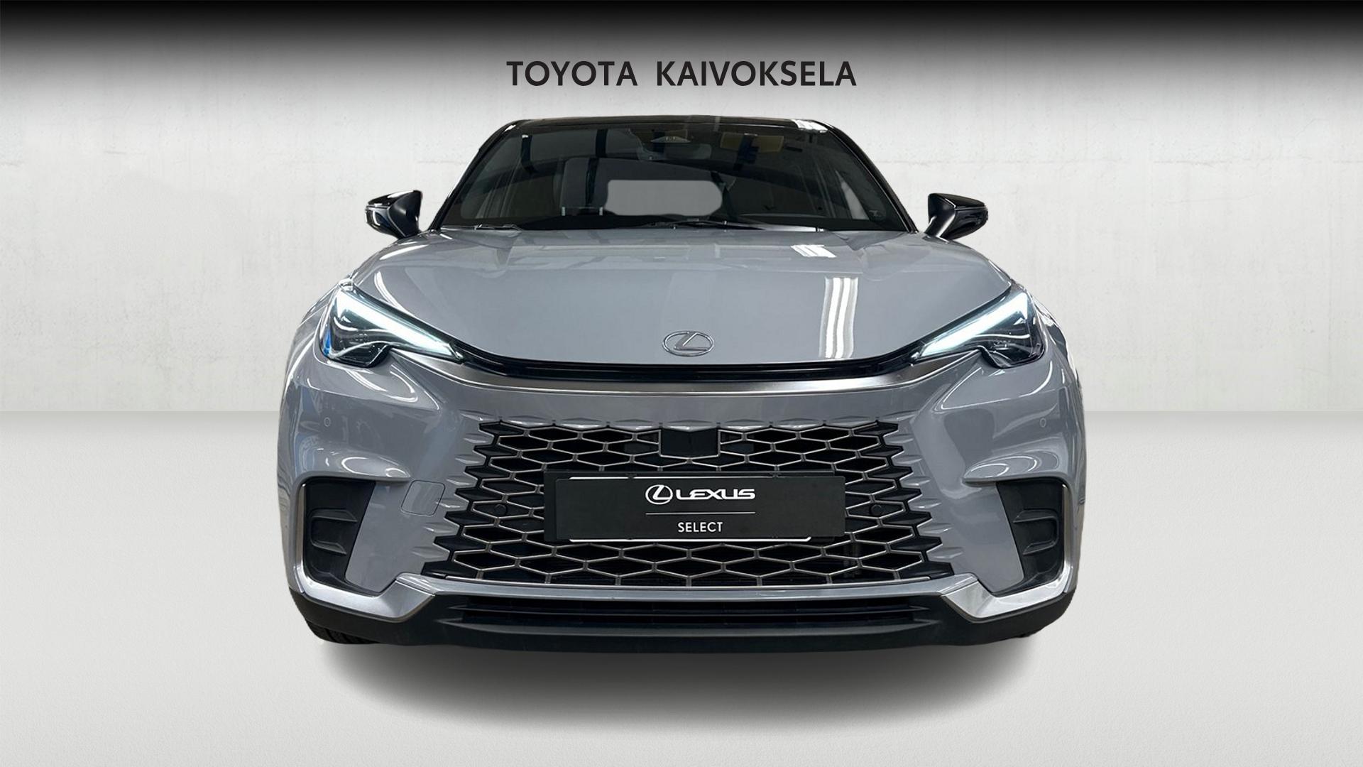 Lexus LBX 2025