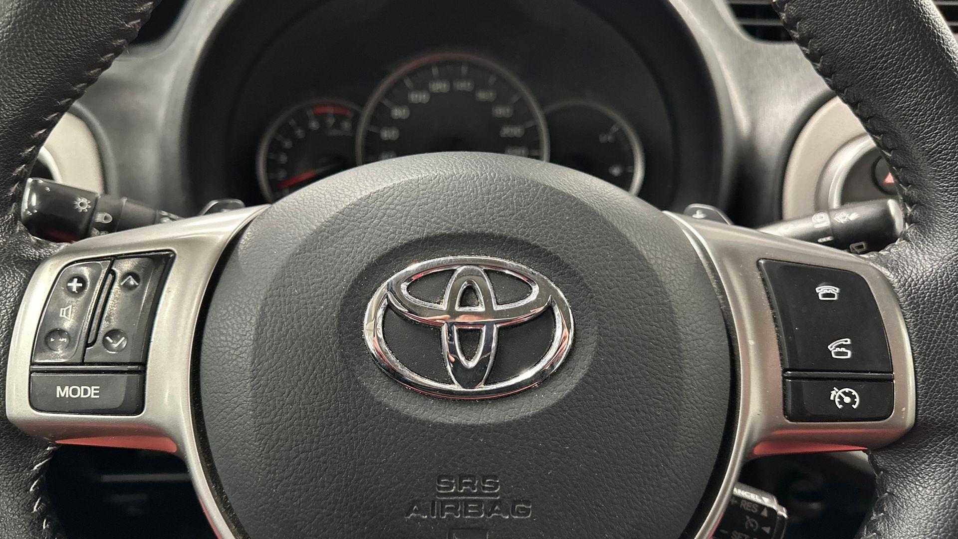 Toyota Yaris 2012