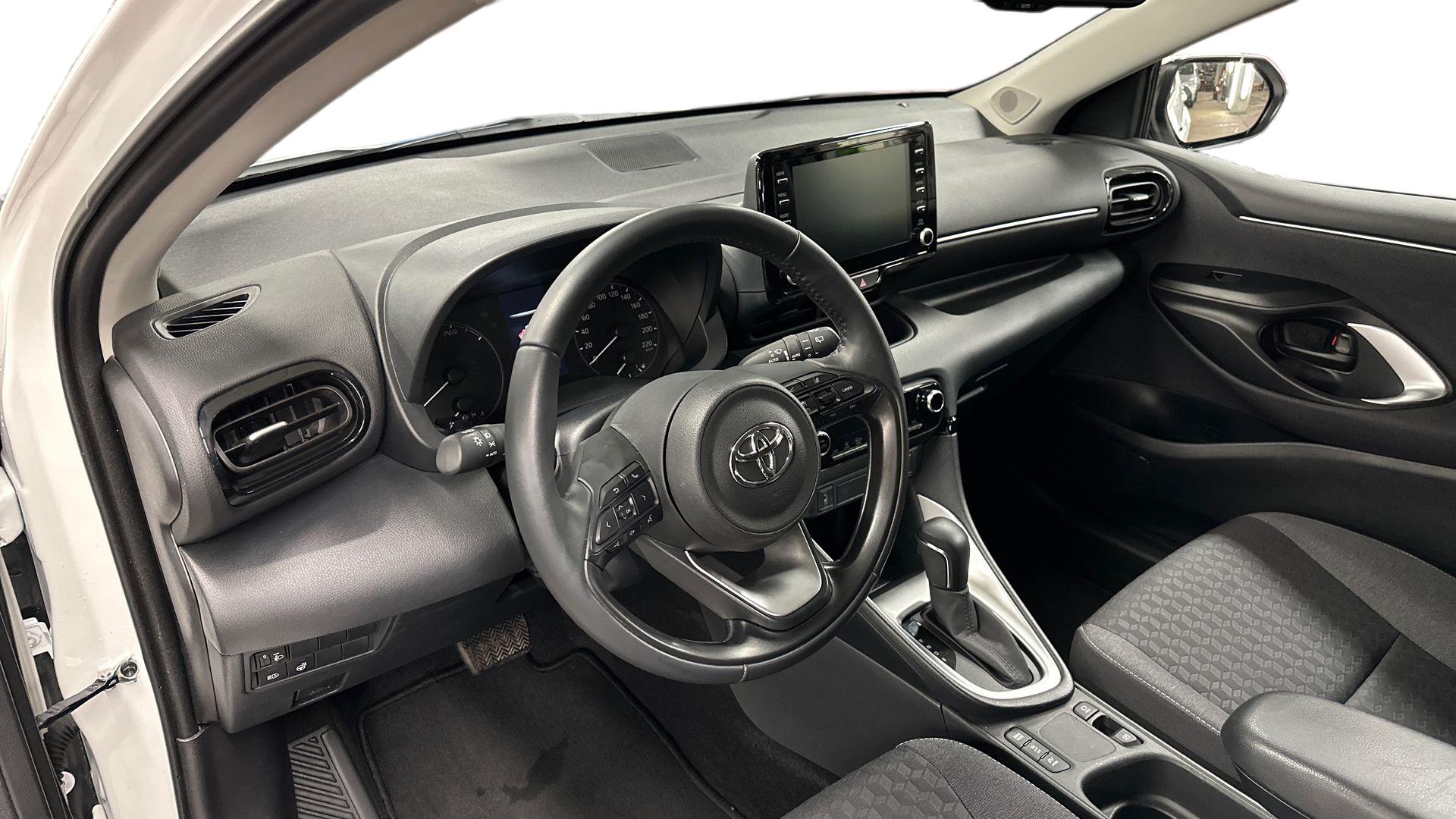 Toyota Yaris 2023