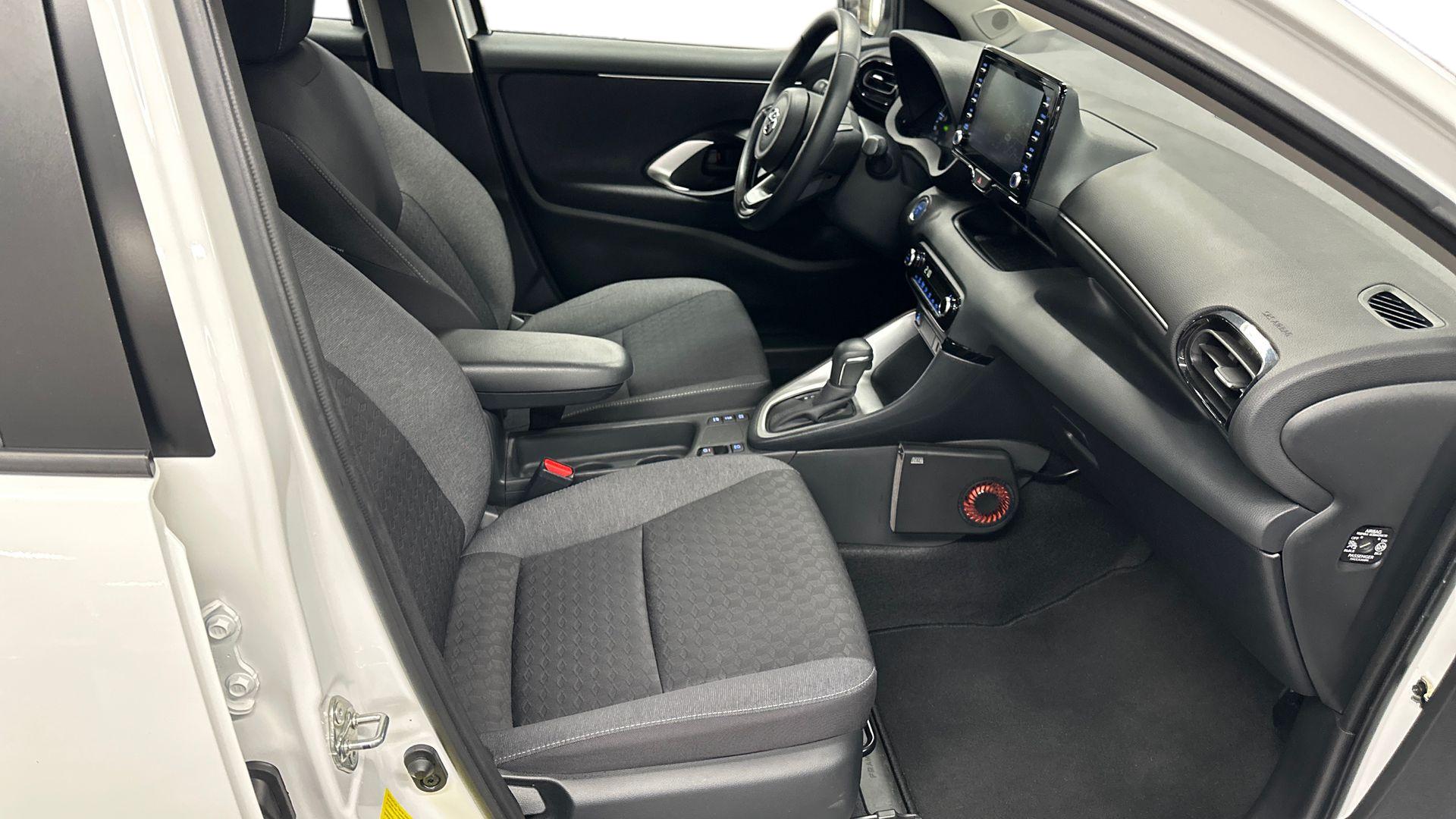 Toyota Yaris 2023