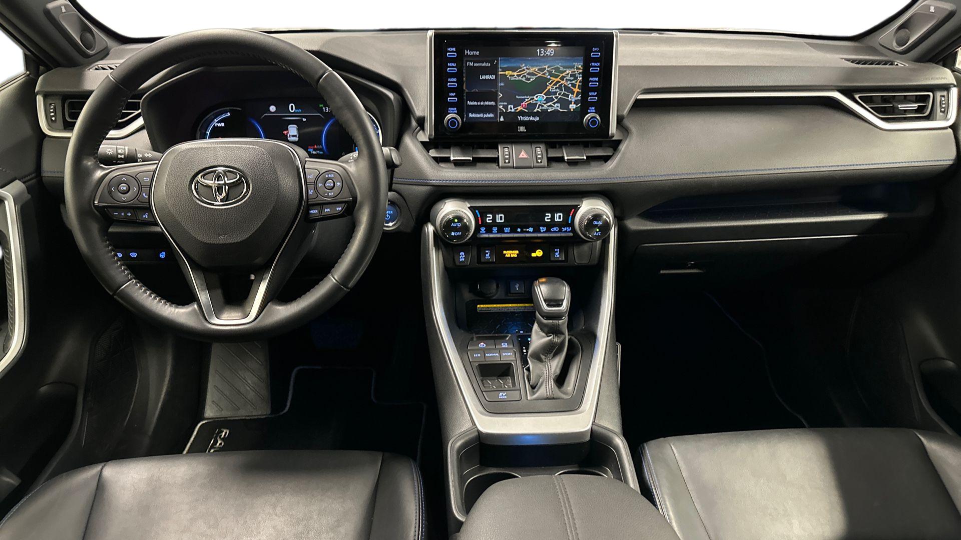 Toyota RAV4 10