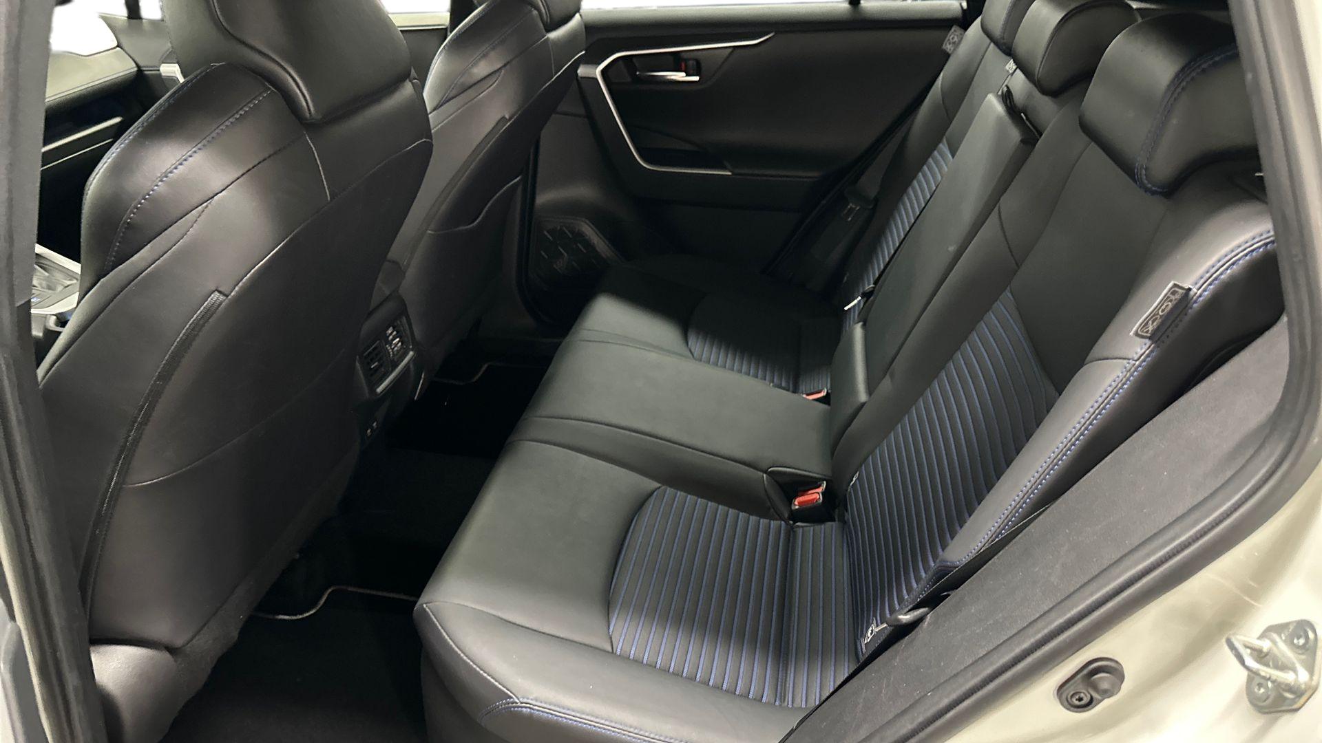 Toyota RAV4 9