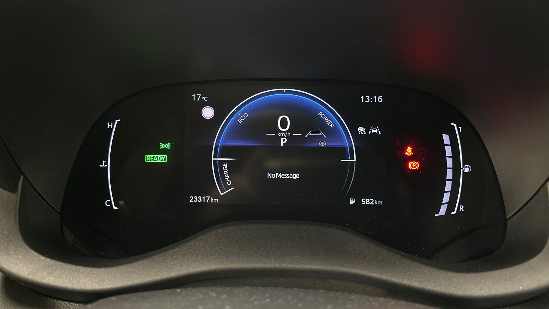 Toyota Yaris Cross 15