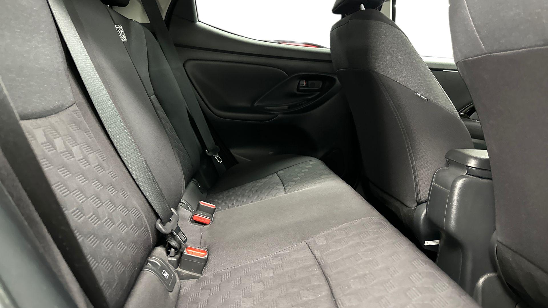 Toyota Yaris 18